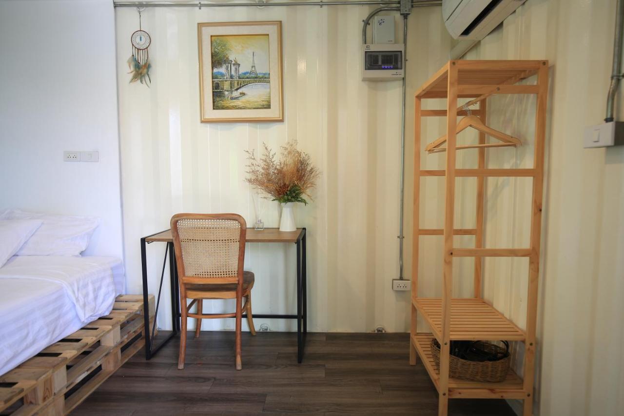 Day Off House Chiang Mai Near Walking Street Apartment Exterior photo